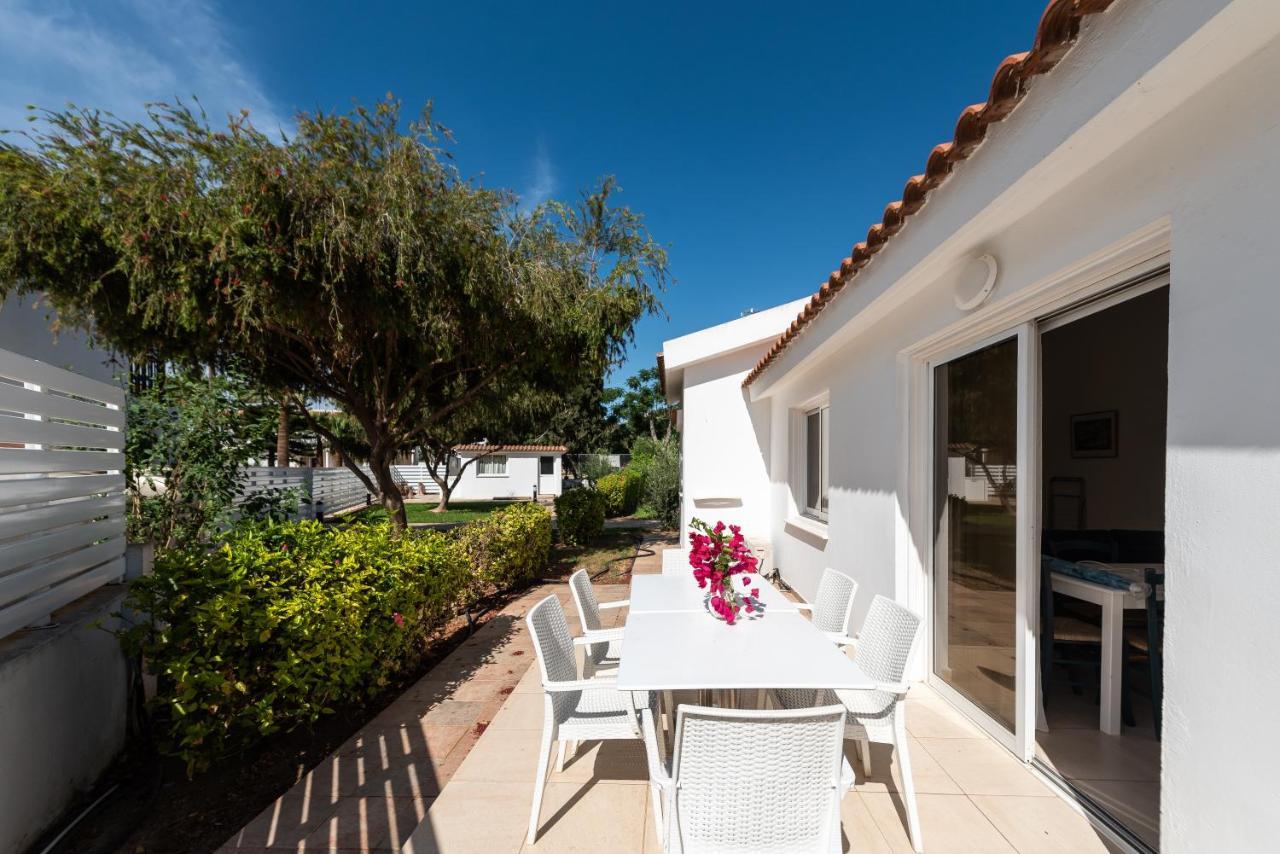 Fig Tree Z Holiday Resort Paralimni Dış mekan fotoğraf
